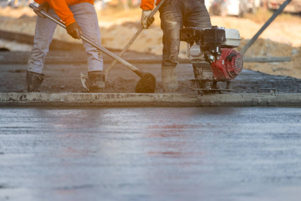 Best Driveway Concrete Repair  in Fox Crossing, WI